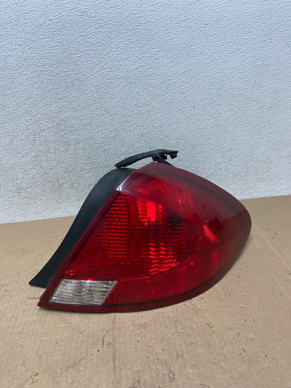 2000 to 2003 Ford Taurus Right Passenger Rh Side Tail Light AG4787 LK0