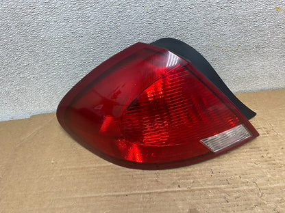 2004 2005 2006 2007 Ford Taurus Left Driver Side Lh Tail Light OEM Z2630 DW0