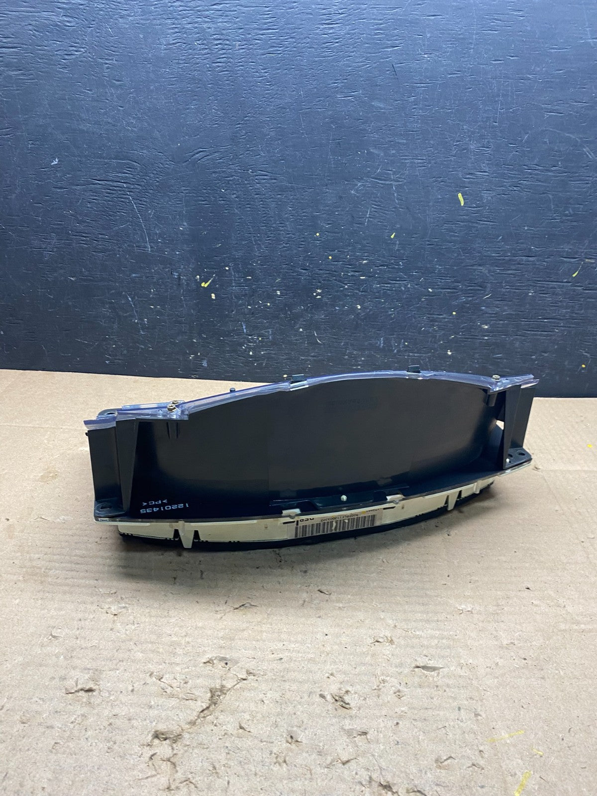 2001 to 2002 Chevrolet Express Speedometer Cluster Gauge Q2321 DG4