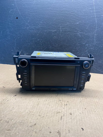 2007-2014 Chevrolet Tahoe AM FM Radio CD Player w Aux Bluetooth AE7823 DG0