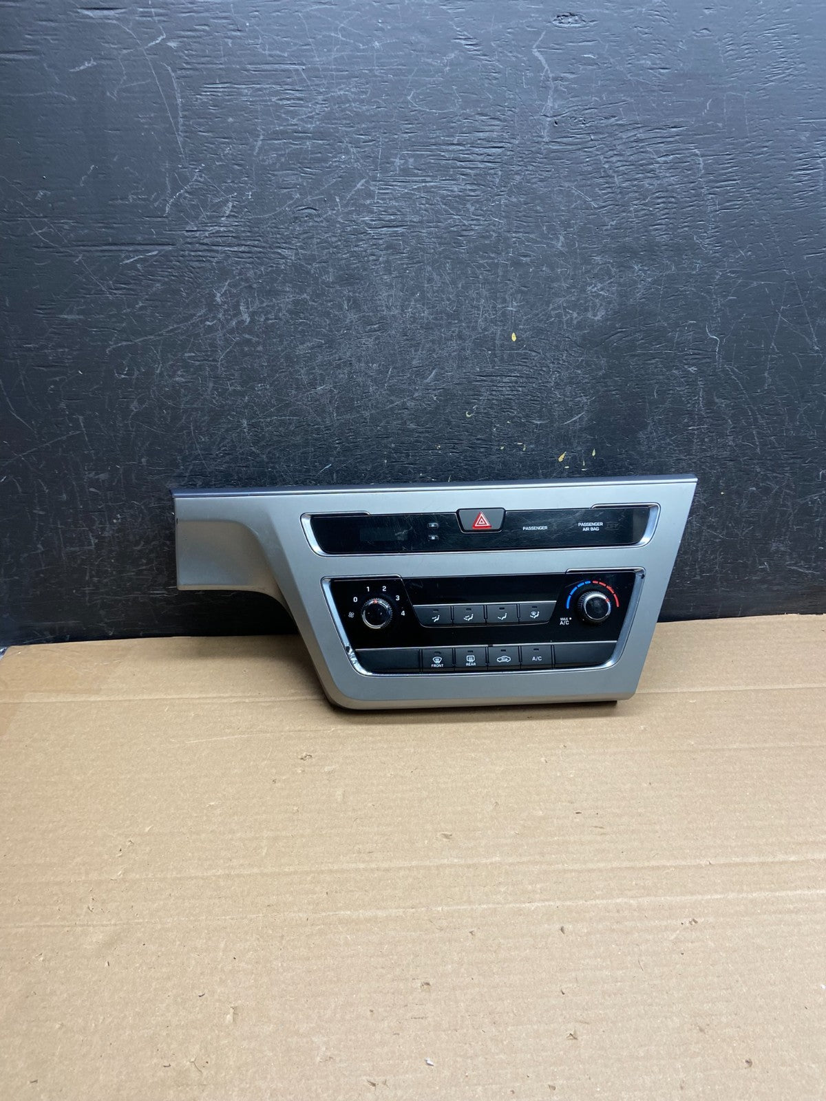 2015 to 2017 Hyundai Sonata Ac Heater Climate Control AG5126 DG0