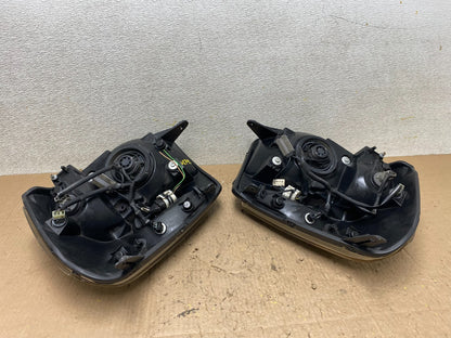 2005 to 2009 Chevrolet Equinox Left+Right Set Halogen Headlights W2748 DW6
