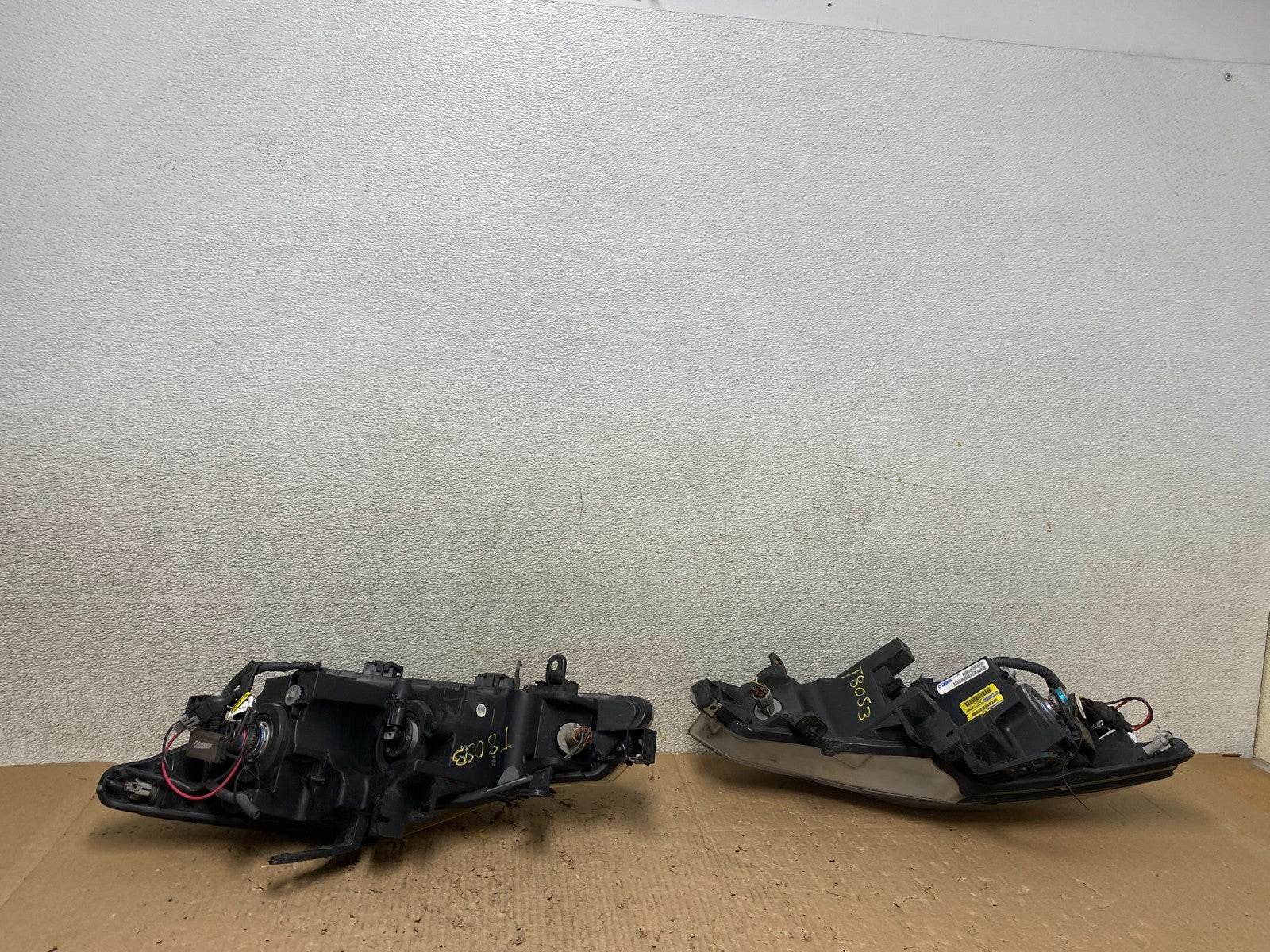 Halogen 2011 2012 2013 2014 Nissan Murano Headlights Left+Right T8053 DW6