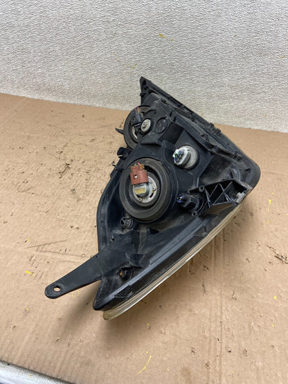 2004-2005 Toyota Sienna Left Driver LH Side Halogen Headlight Y0328 DW9