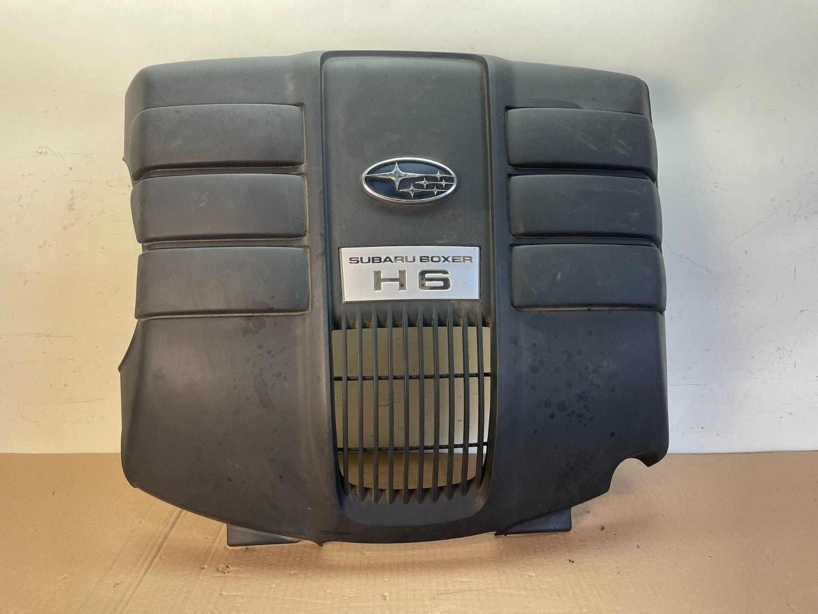2007 to 2014 Subaru Tribeca 3.0L Factory Engine Cover 14025AA24A AG7679 DG0