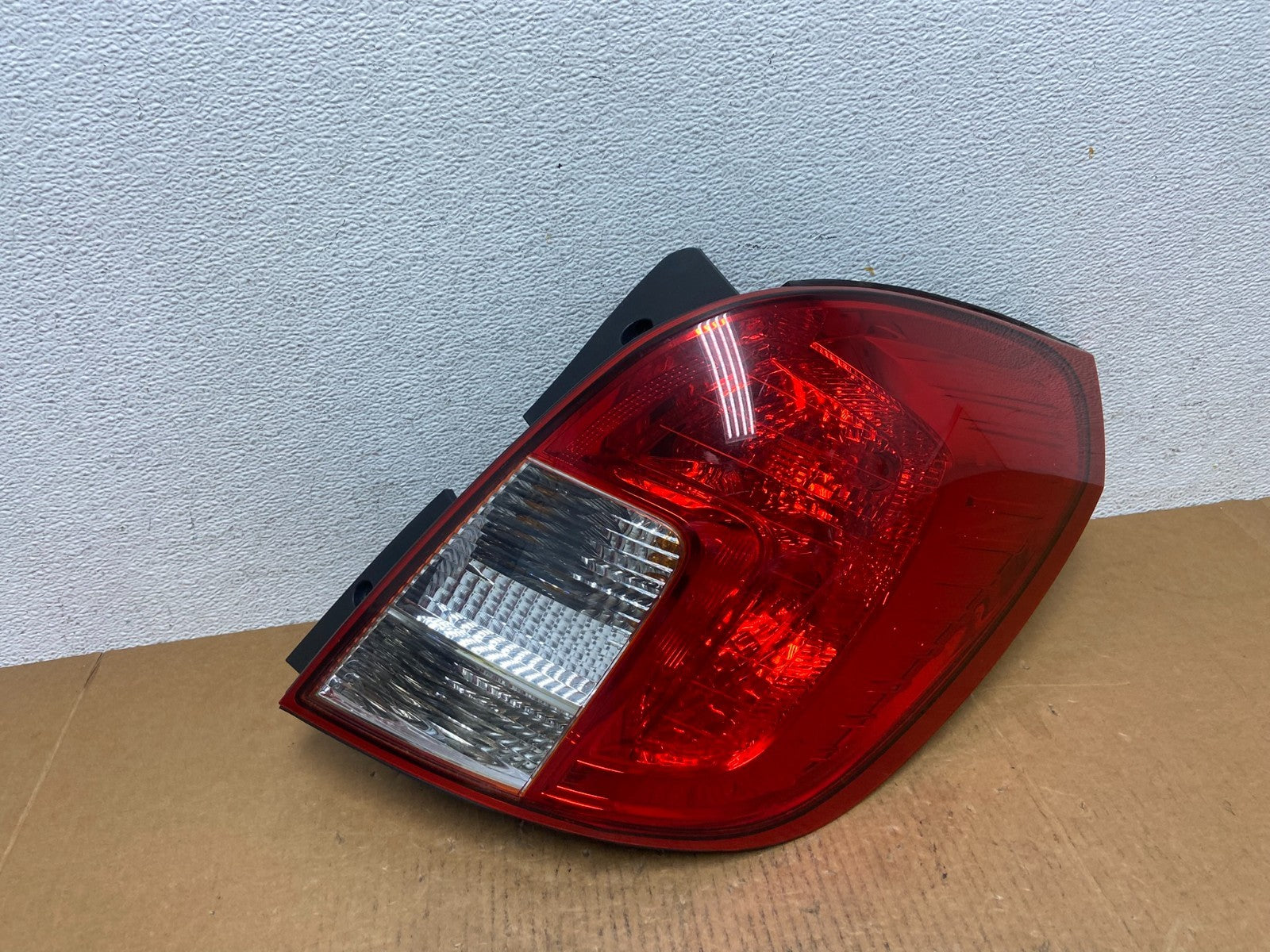 2013 to 2015 Chevrolet Capitva Right Passenger Rh Side Tail Light ae0482 DG0