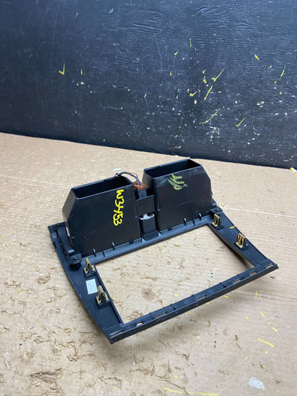 2007-2009 Suzuki XL7 XL-7 Center Radio Dash Trim Air Vent Bezel OEM  W3453 DG3
