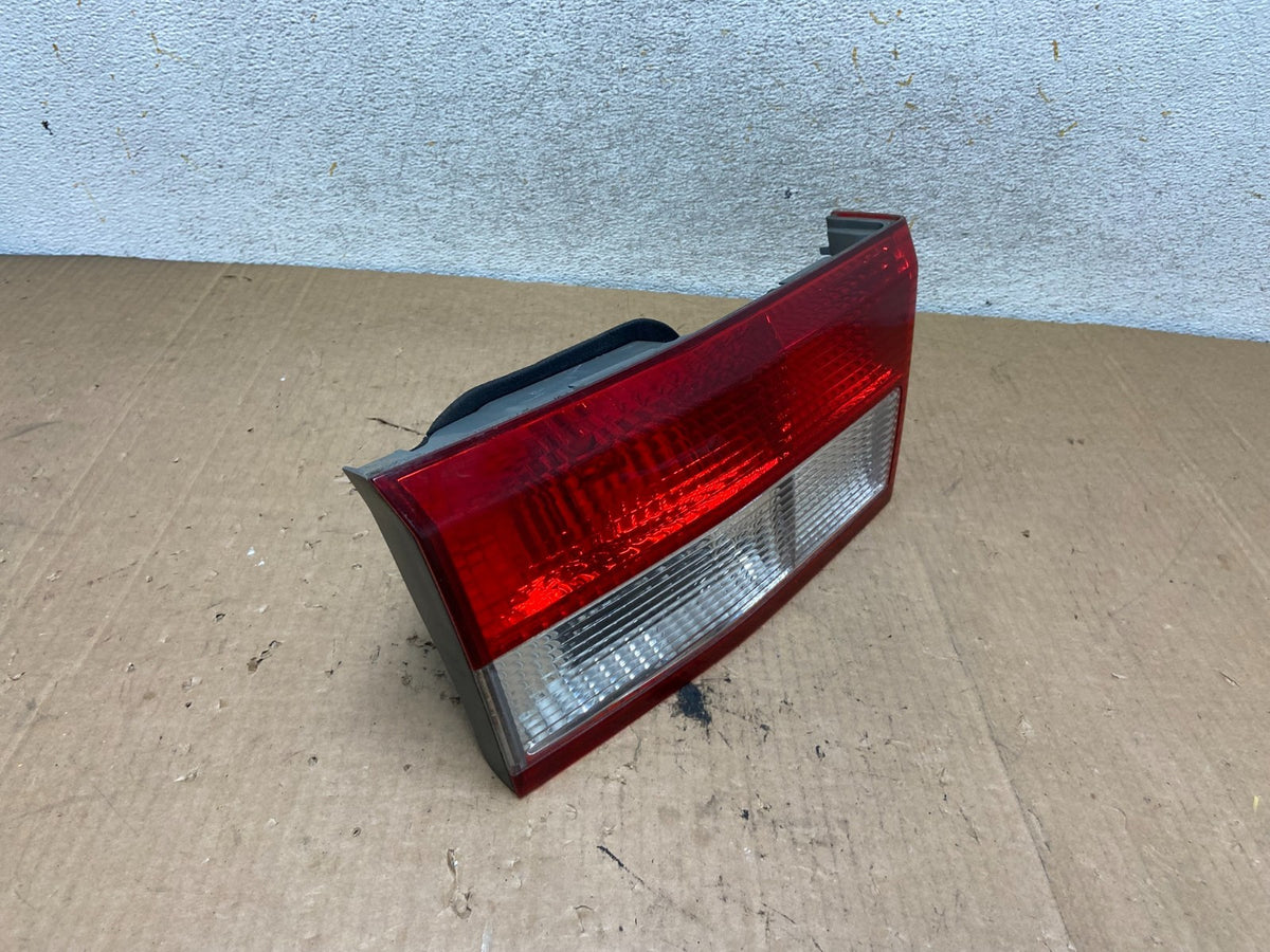 2003-2004 Honda Accord Sedan Left Driver LH Inner Tail Light AI9088 LK2