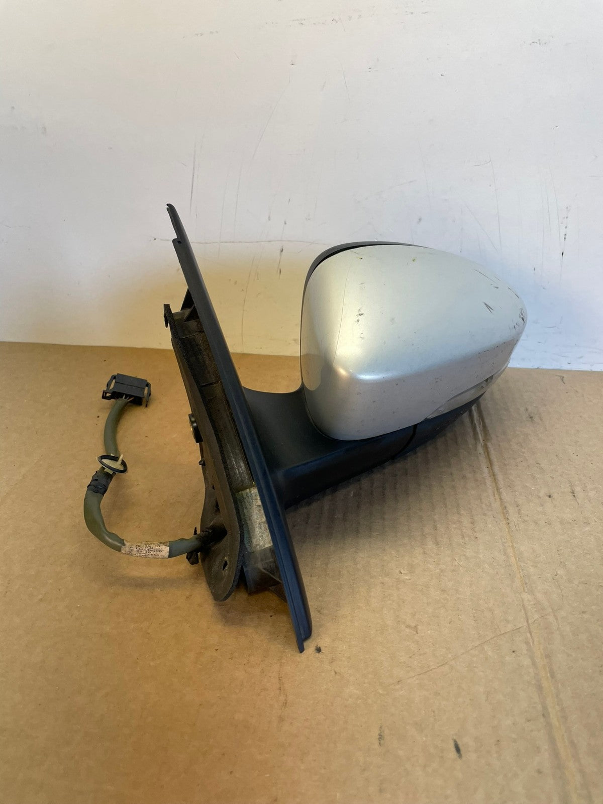 2011-2016 Volkswagen Jetta Sedan Left Driver View Door Mirror AH6310 LK1