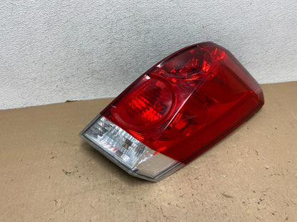 2004 to 2009 Nissan Quest Right Passenger RH Side Tail Light AG4419 DW2