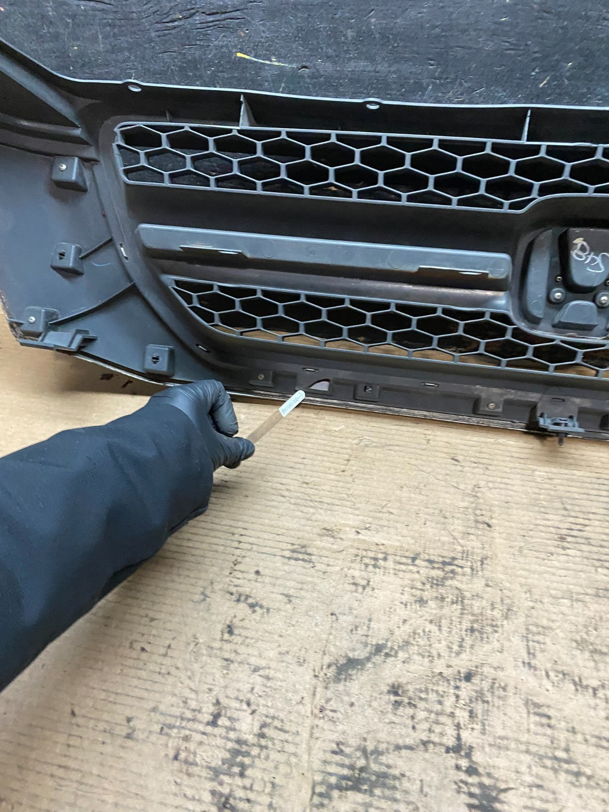 2003 2004 2005 Honda Pilot Front Upper Grill Grille Oem v9443 DG11