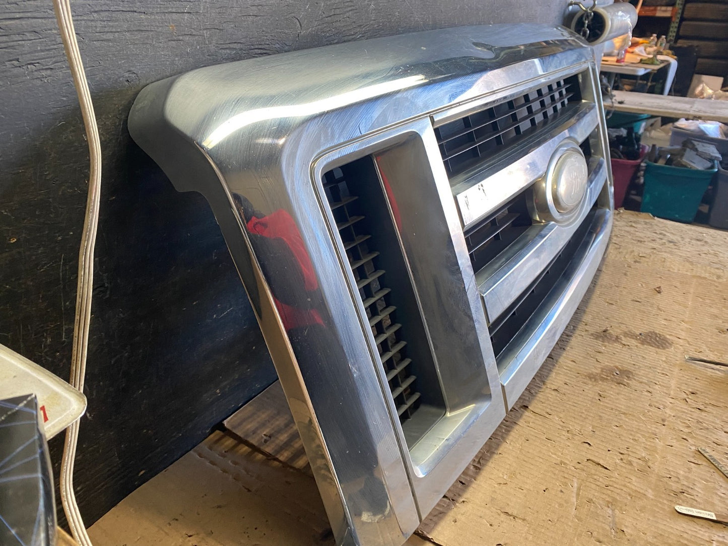 2008 to 2014 Ford Econoline E150 E250 Front Upper Chrome Grill Grille x0043 DG2