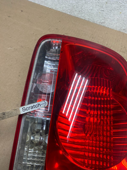 2004-2007 Volkswagen Touareg Right Passenger Rh Inner Tail Light Oem M7133 DW3