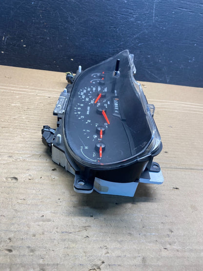 2006 Ford E350 Gauge Speedometer Cluster AE4776 DG1