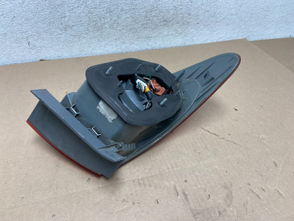 2007 to 2010 Hyundai Elantra Sedan Right Passenger Side Tail Light AG5765 DW4