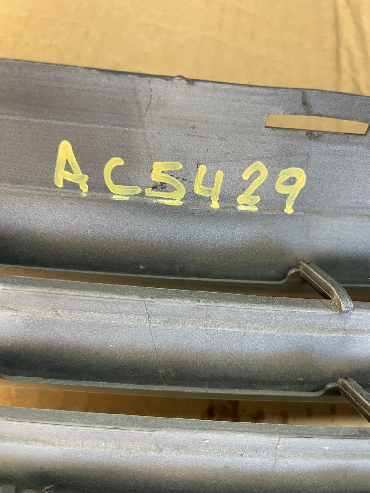 2005 to 2008 Acura RL Front Upper Grille Grill Emblem AC5429 DG6