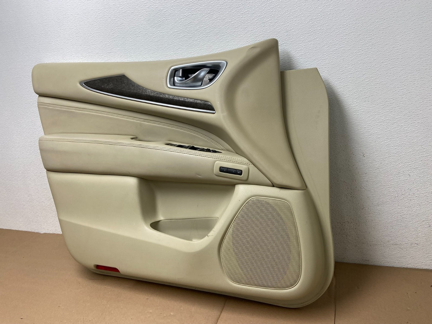 2013 2015 Infiniti JX35 QX60 Front Left Driver Door Trim Panel AG3302 DG1