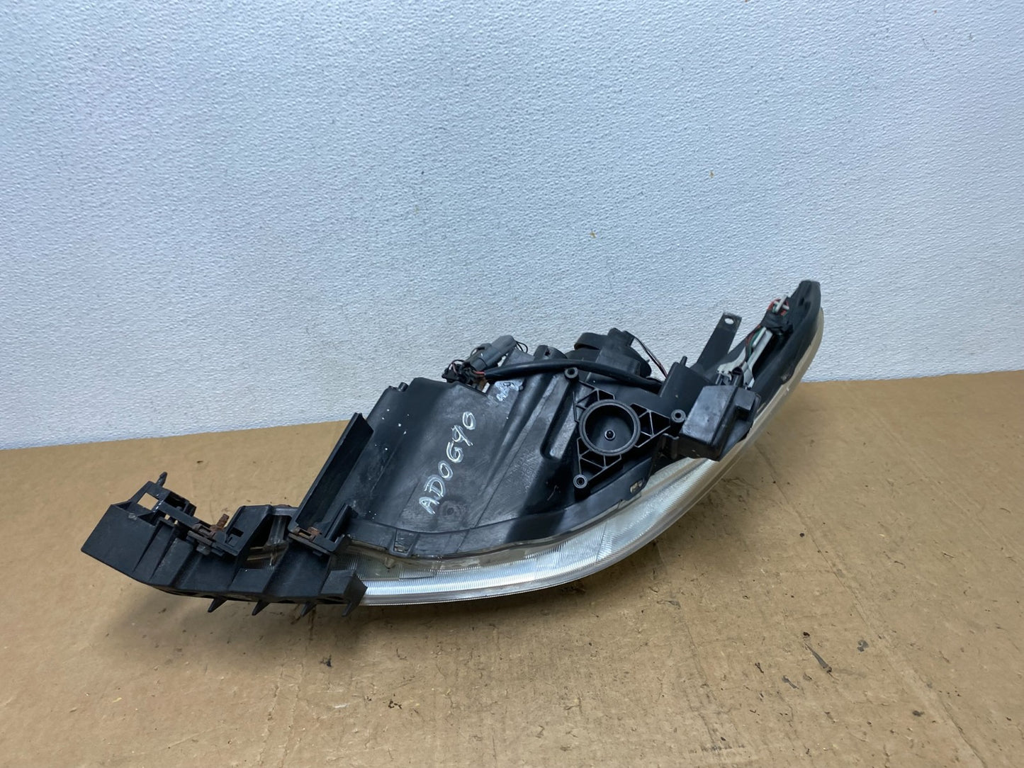 2006 2007 Mazda 5 Right Passenger RH Side Halogen Headlight AD0690 DW7