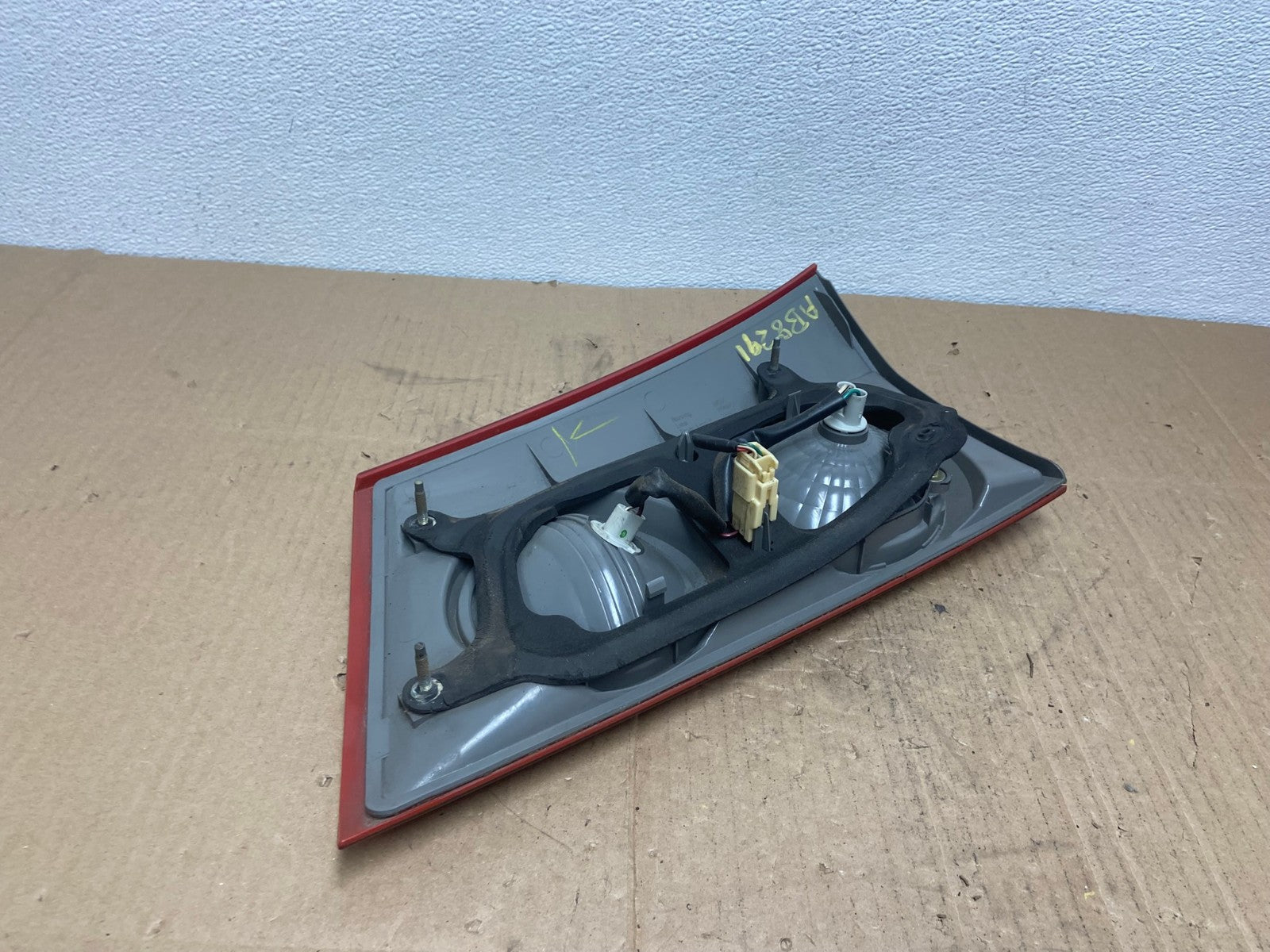 2006 to 2010 Toyota Sienna Left Driver LH Inner Tail Light Oem AB8291 LK6