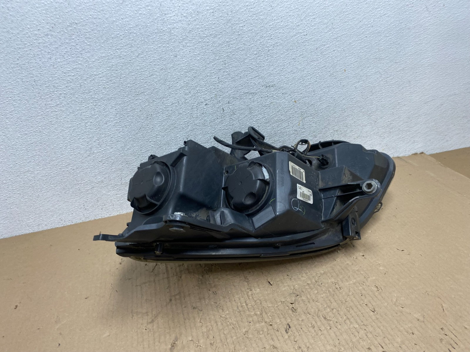 2007-2012 Gmc Acadia Halogen Headlight Right Passenger Side AE8895 DW6