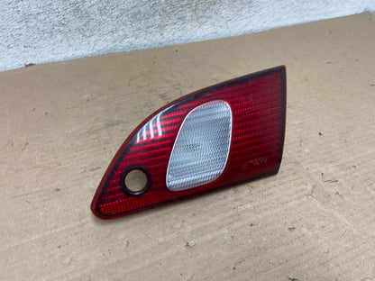 1998-2000 Toyota Corolla Right Passenger RH Side Inner Tail light AH9471 LK2