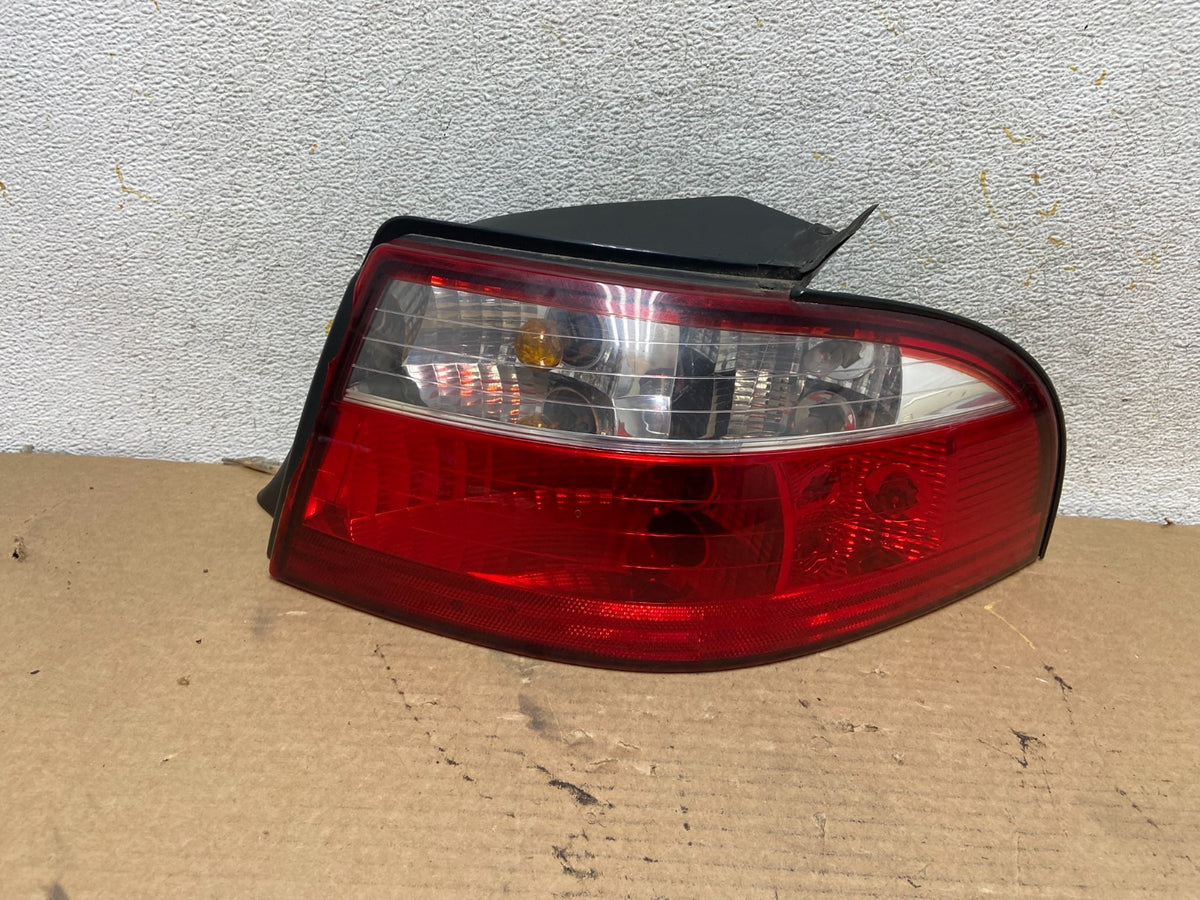 2004 2005 Mercury Sable Right Passenger RH Side Tail Light ah4258 DG0