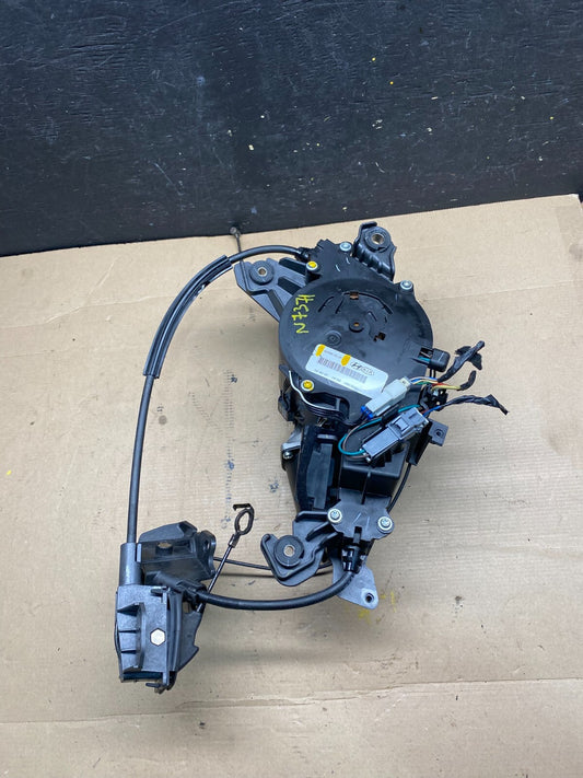 2007-2014 Kia Sedona Left Electric Power Sliding Door Motor Regulator N7371 DG0