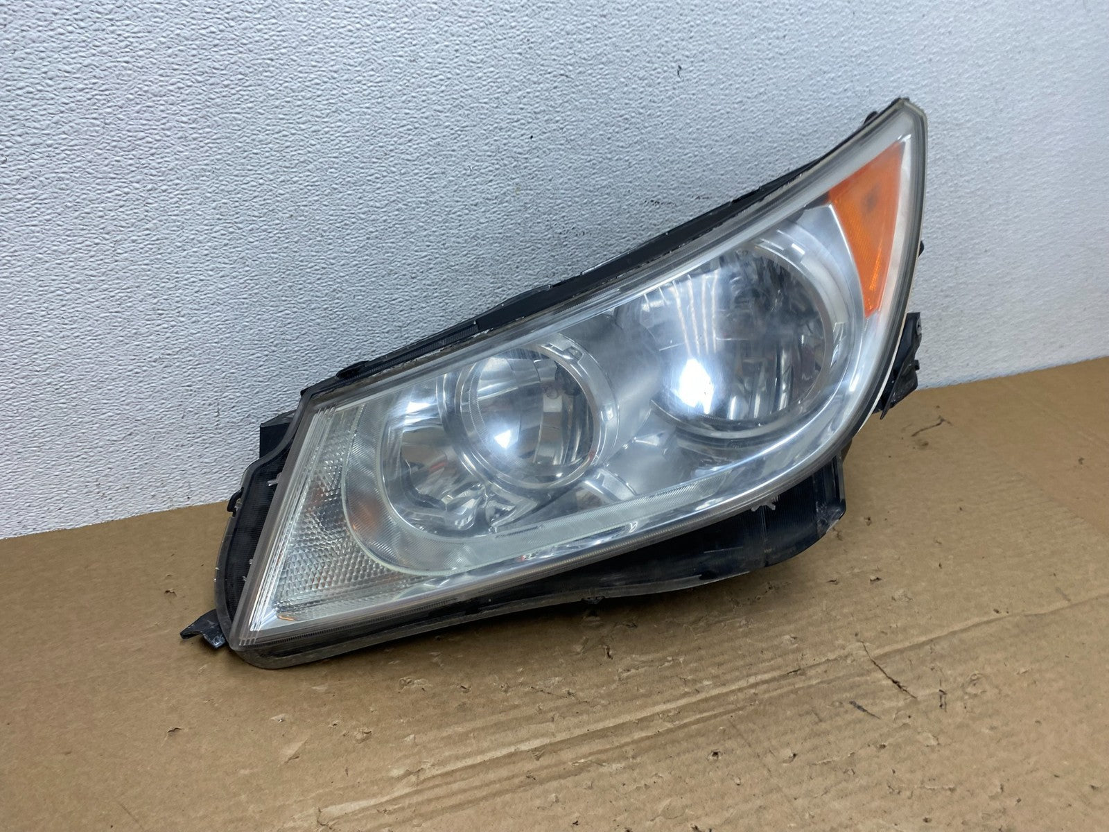 2010 to 2013 Buick Lacrosse Left Driver LH Halogen Headlight AD4032 DW2