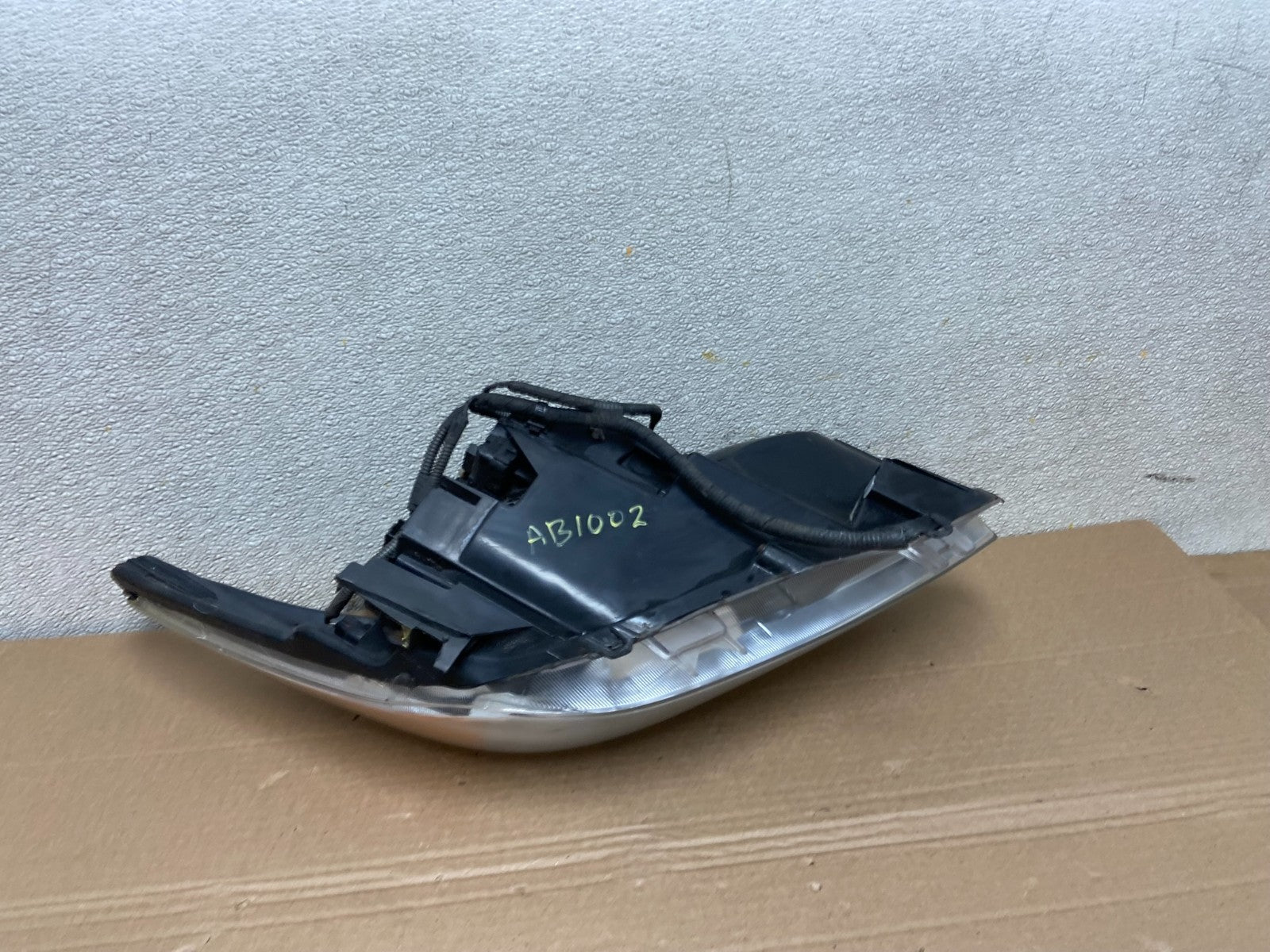 2010 - 2011 Toyota Prius Left Driver LH Halogen Headlight Oem AB1002 DW7