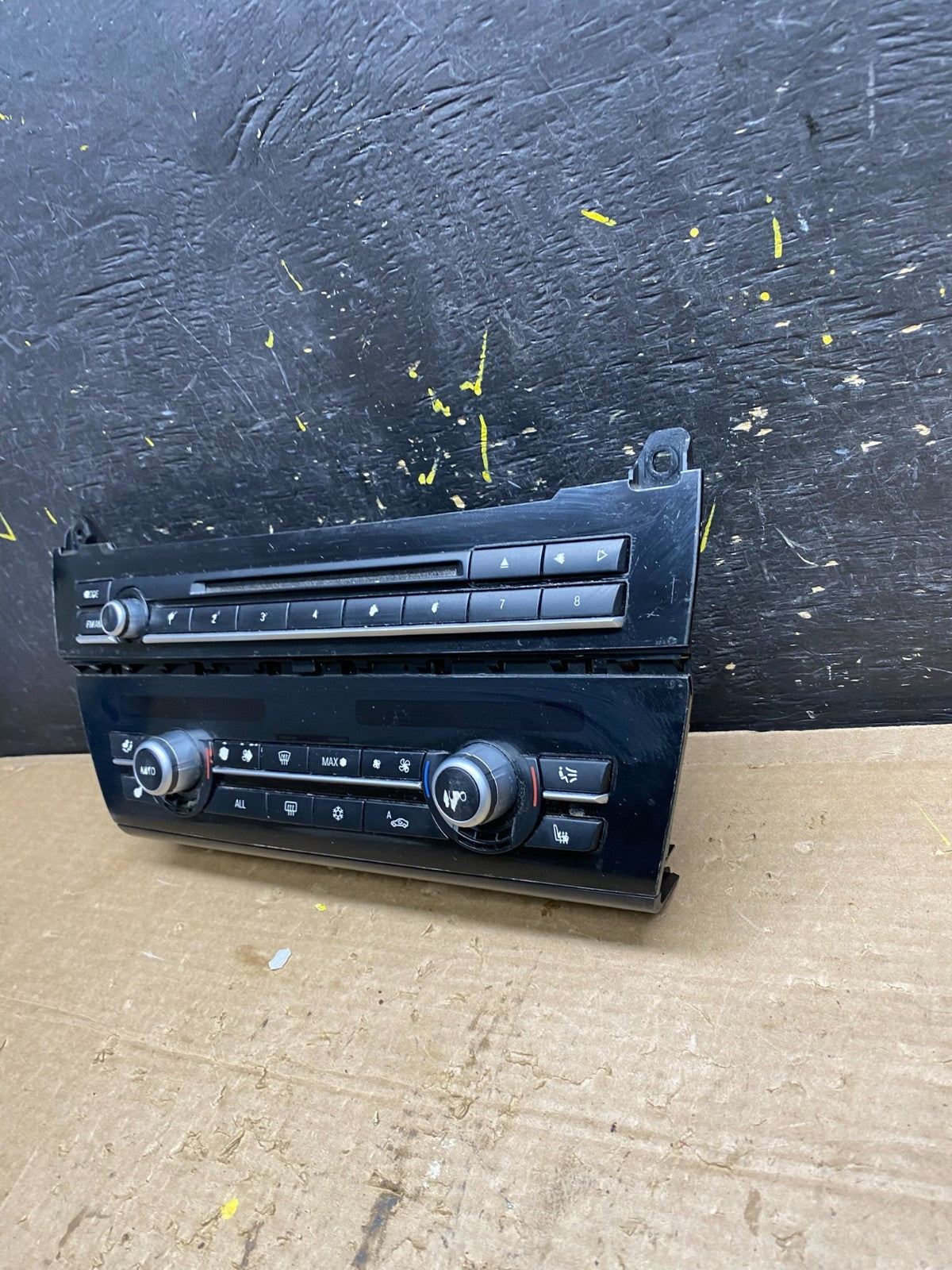 2010-2011 BMW F10 535i 550i Heater Ac Climate Radio Stereo Control OEM X1211 DG3