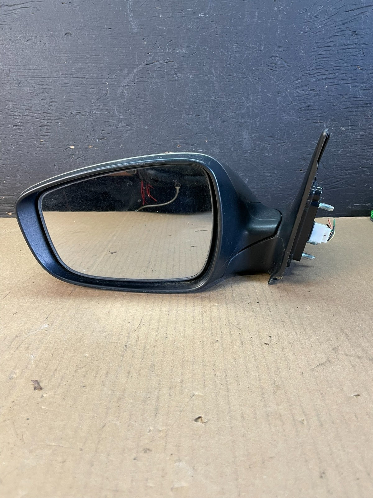 2011-2015 Hyundai Elantra Left Driver View Door Mirror AD5564 DW3