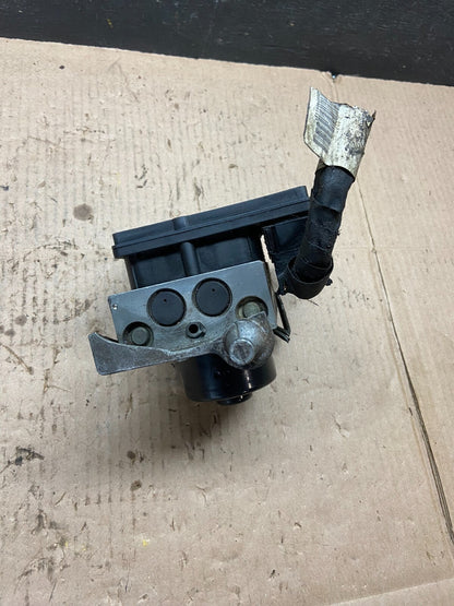 2003-2006 Mercedes R230 SL500 E550 ABS Anti Lock Brake Pump Module C2235 DG12