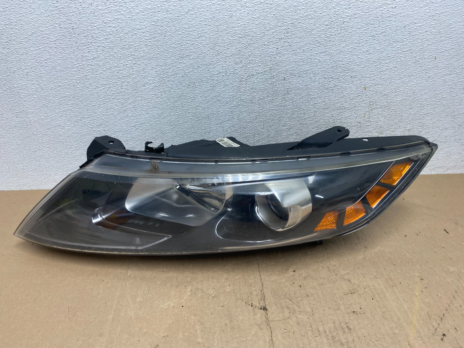 2011-2013 Kia Optima Left Driver LH Side Headlight Halogen AE6859 DW0