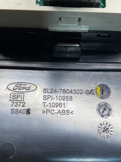 2006 - 2010 Ford Explorer Radio Heater Climate A/C Control Bezel  Trim R8705 DG6