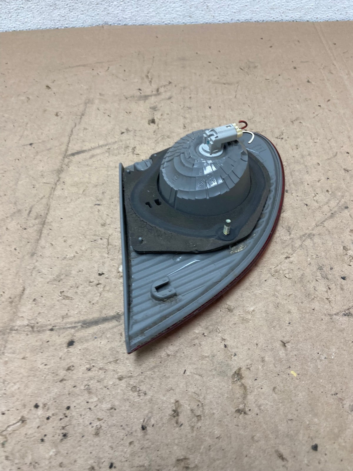 2003 - 2008 Toyota Corolla Inner Left Driver Lh Side Tail Light AG5464 LK5