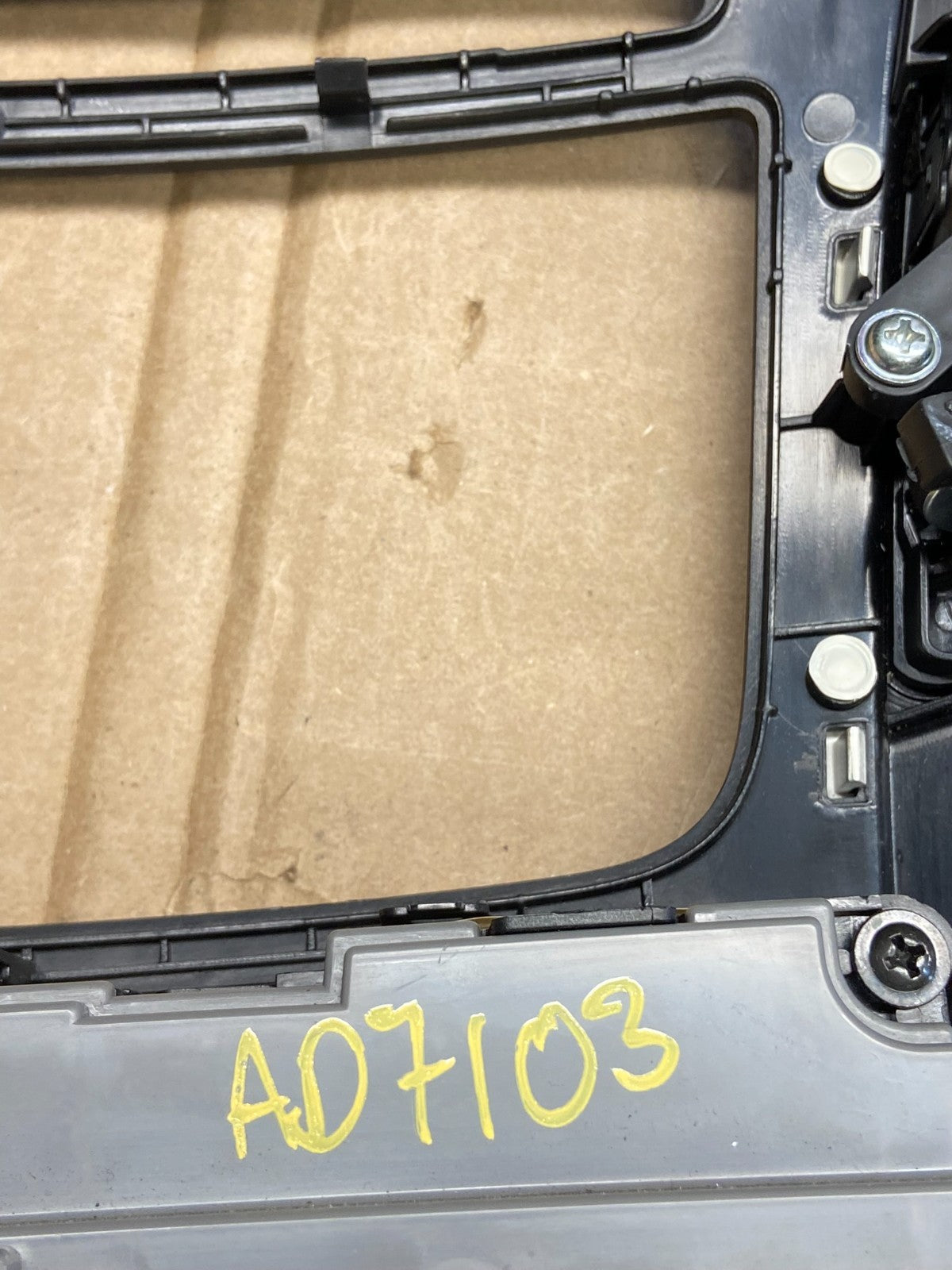 2011 - 2014 Hyundai Sonata Center Radio Climate Control Air Vent Bezel AD7103 DG9