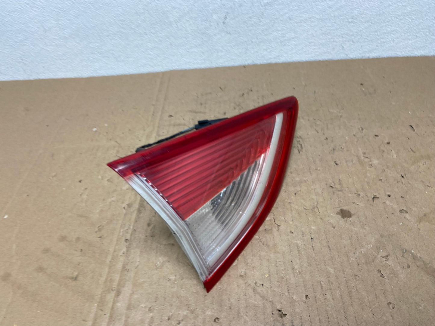 2013 to 2016 Ford Escape Left Driver LH Side Inner Tail Light OEM AB6934 LK2