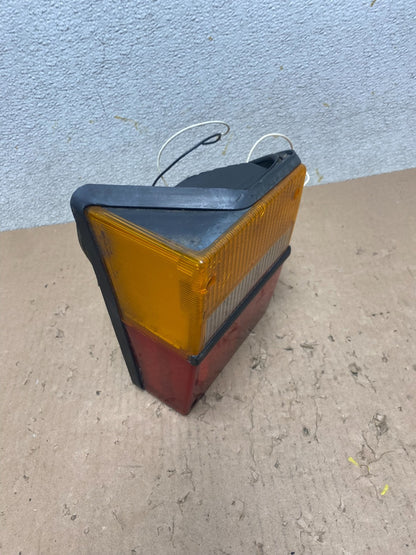 1987 to 1994 Saab 900 Right Passenger RH Side Tail Light R1526 DW2