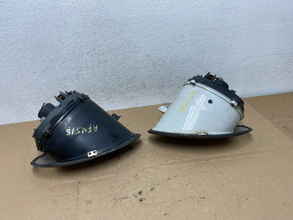 1996 to 1999 Ford Taurus Left+Right Side Headlights AF451911