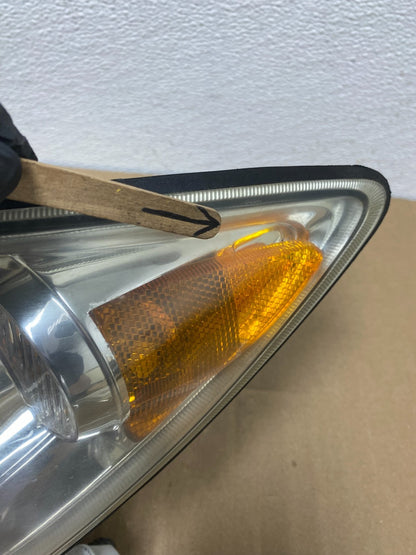 2005 to 2006 Toyota Camry Left Driver LH Halogen Headlight AB8133 DW6
