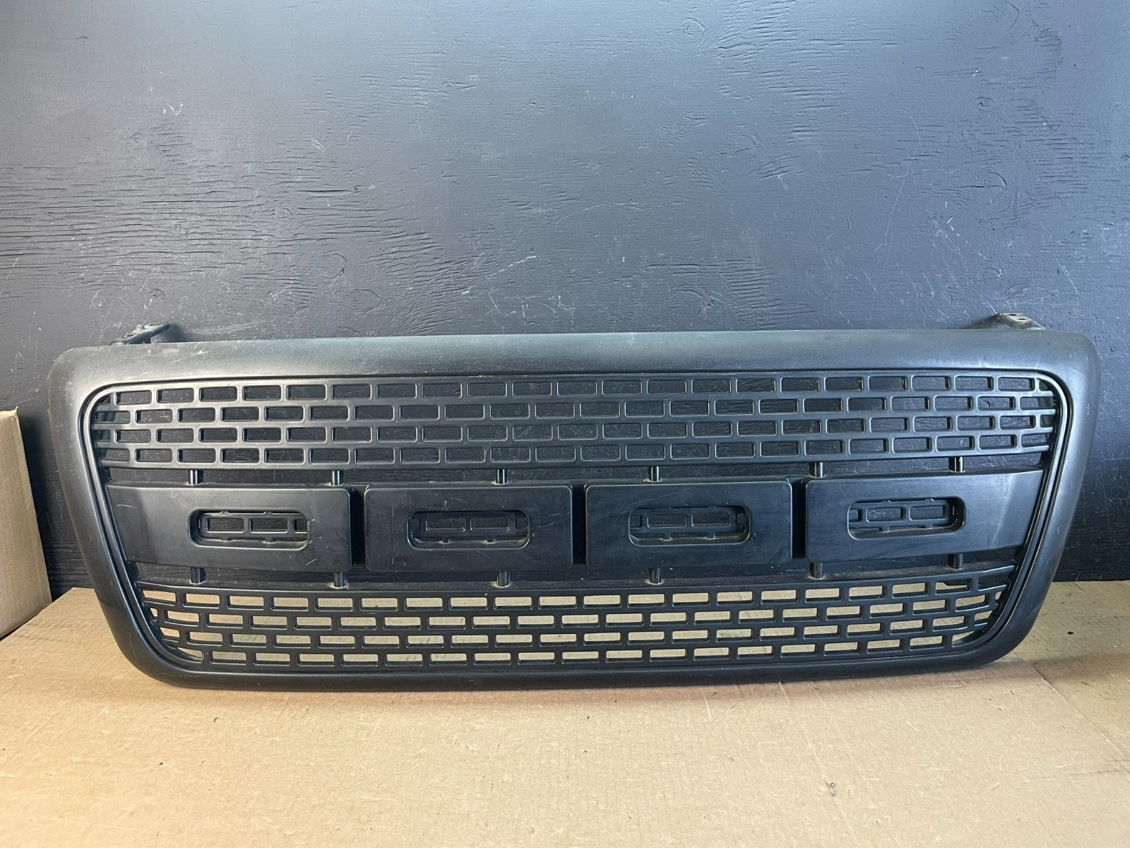 2004 to 2008 Ford F150 F-150 Front Upper Grill Grille Aftermarket AD0194 DG0