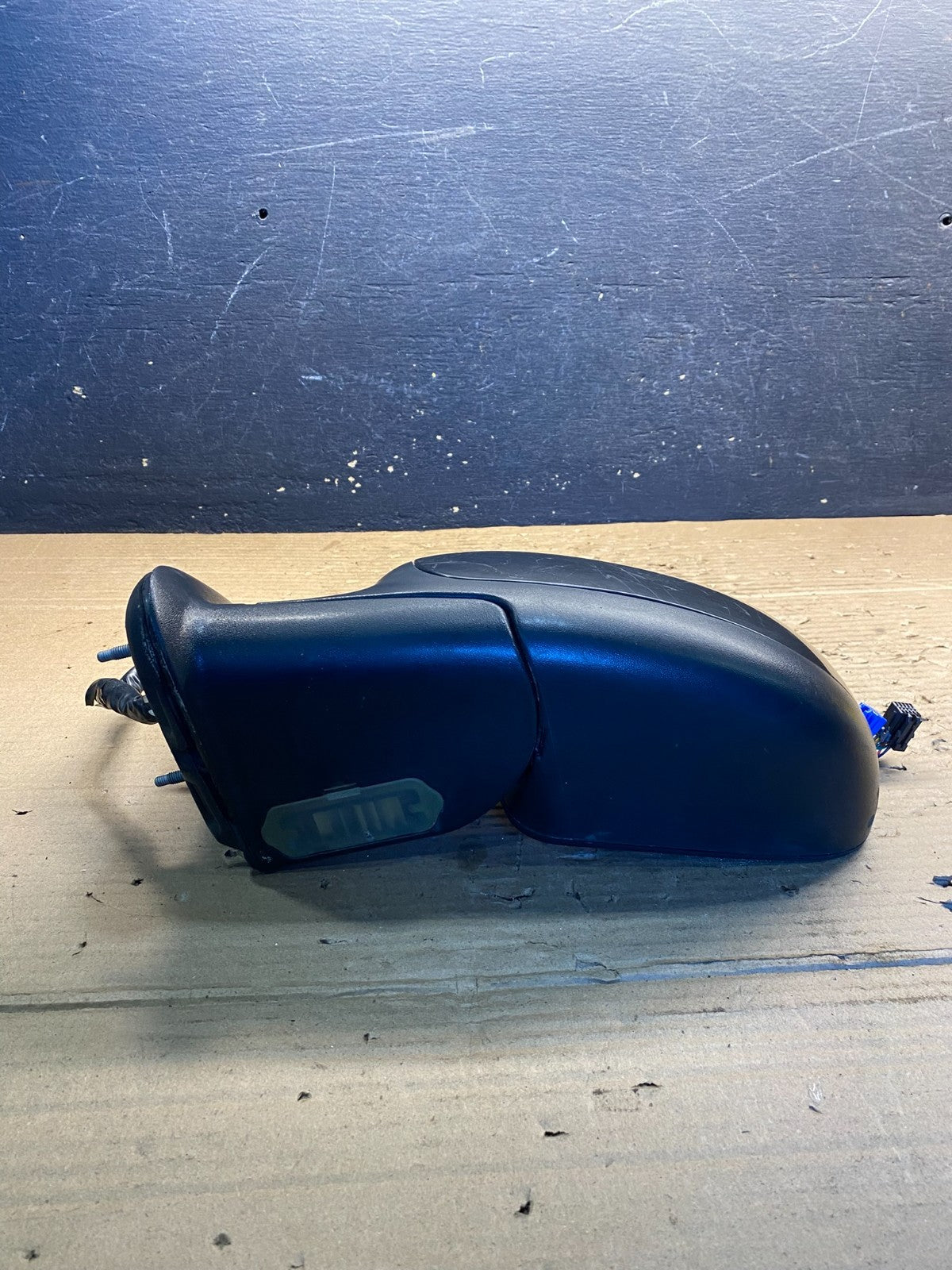 2007-2013 Chevrolet Tahoe Silverado Suburban Left Turn Signal Mirror AA3373 DG3