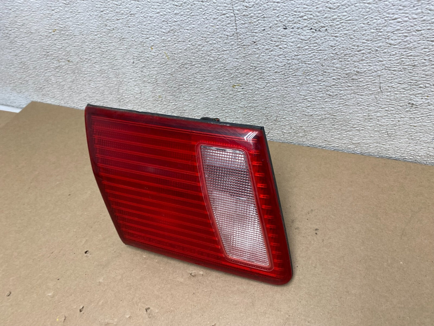 1997 to 2001 Mitsubishi Diamante Left Driver LH Inner Tail Light OEM I1311 DW1