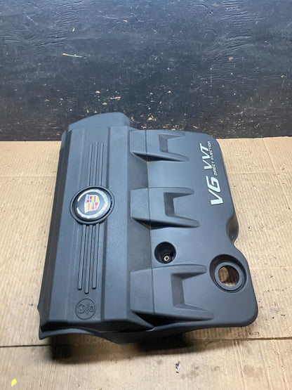 2010 to 2012 Cadillac SRX 3.6L Plastic Engine Cover Shield T9579 DG3
