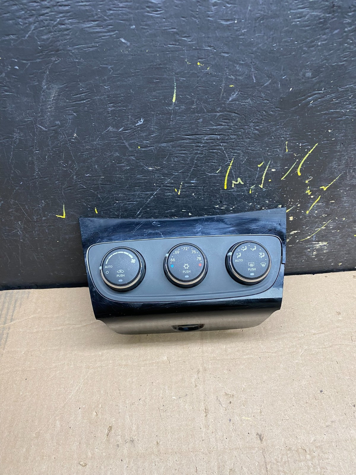 2011-2014 Chrysler 200 Heater AC Climate Switch Temperature Control z0170 DG0