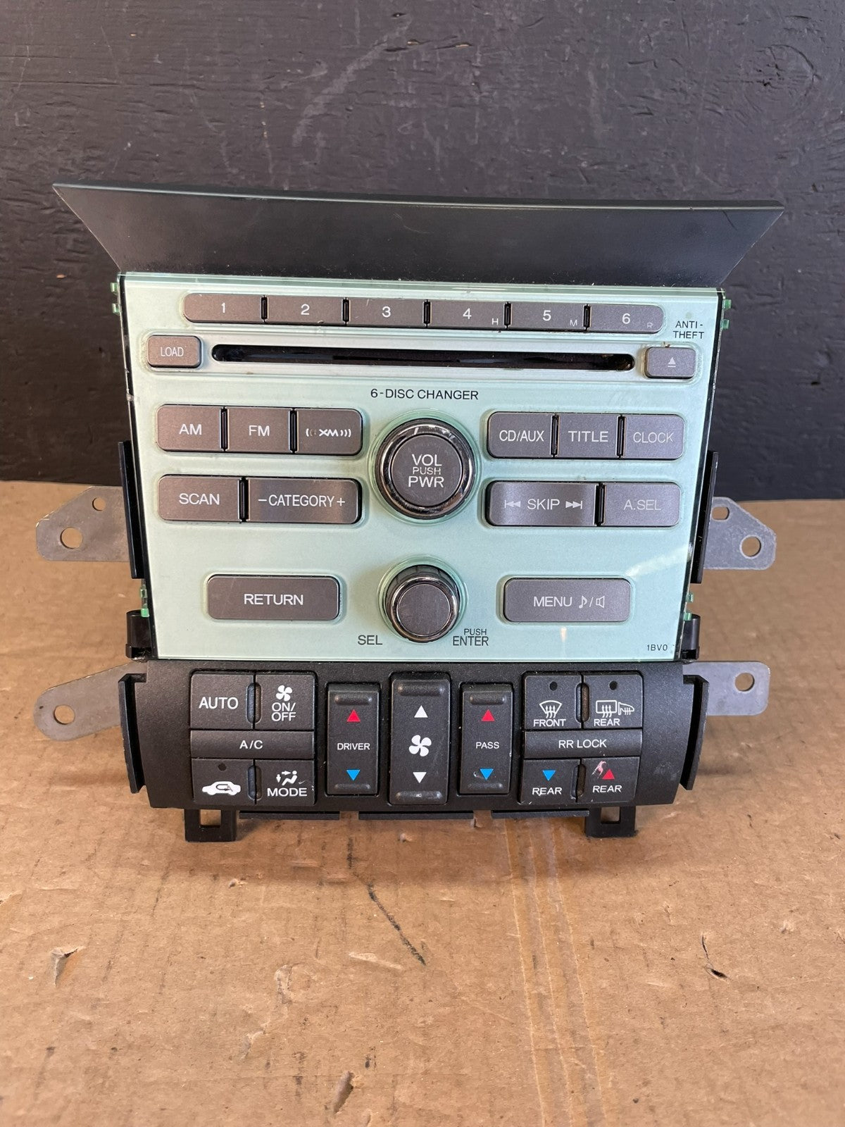 2009 to 2011 Honda Pilot AM FM CD Audio Radio Player Climate Control ac4885 DG0