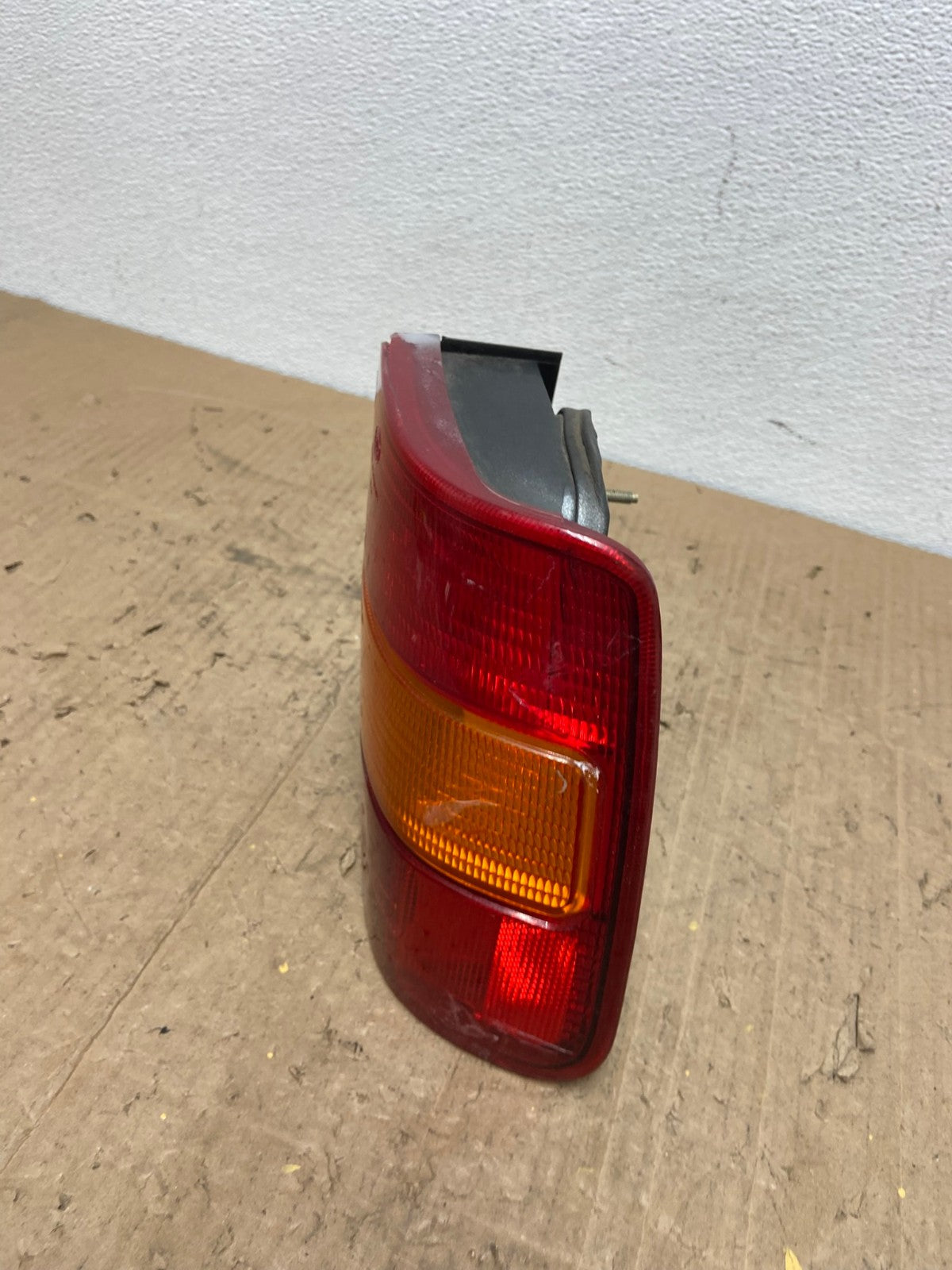 1991 to 1995 Volvo 940 960 Right Passenger RH Side Tail Light Oem AC0278 LK1