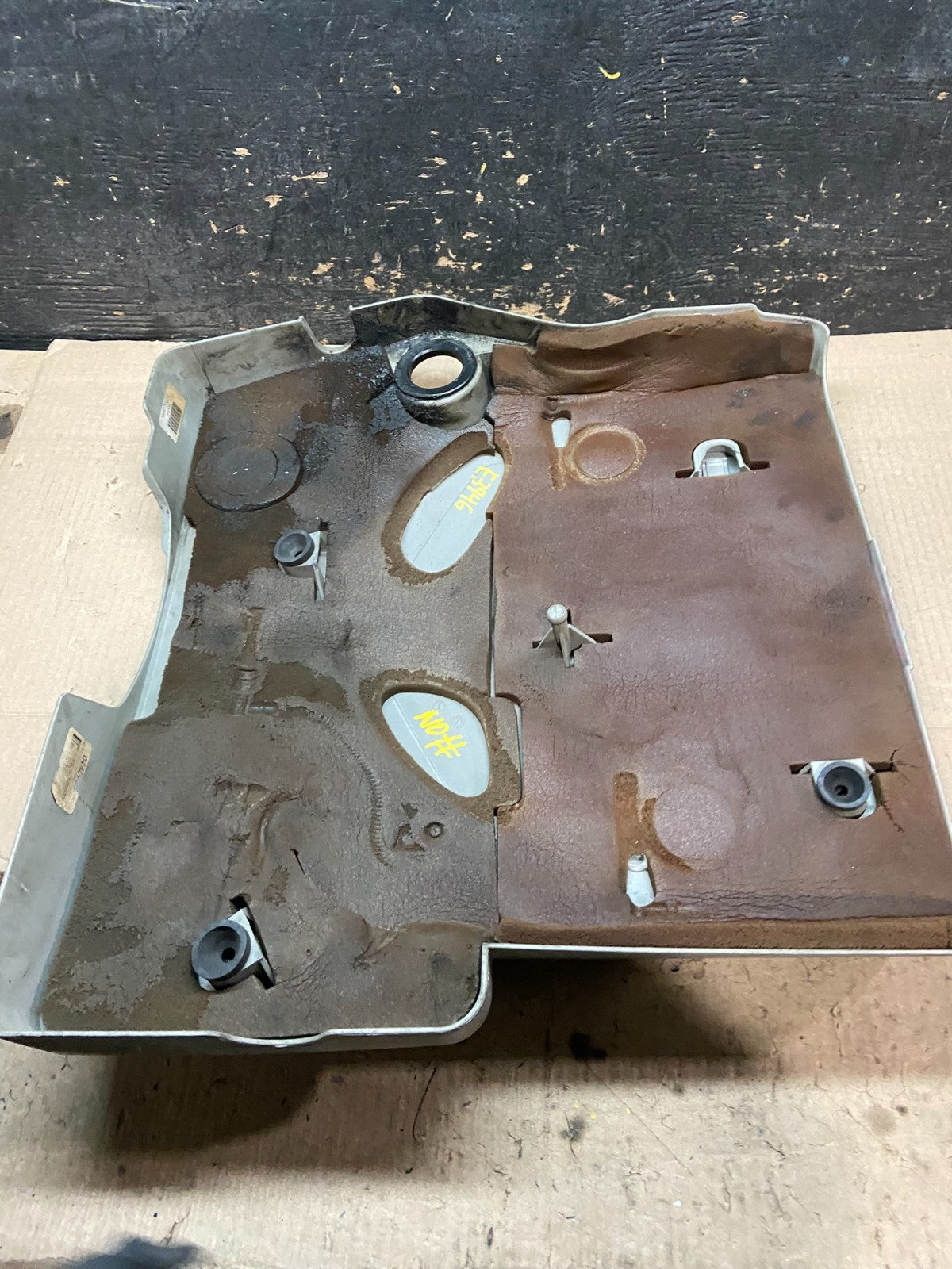 2004 to 2007  Cadillac CTS 2.8L Plastic Engine Cover Shield OEM x7676 DG7