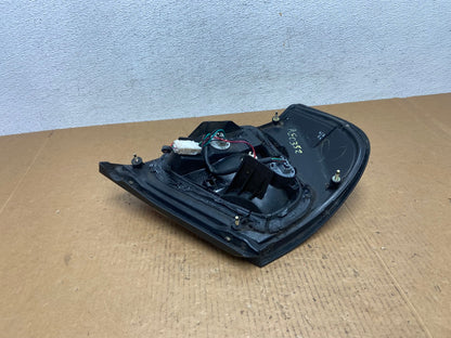 2000 to 2001 Nissan Altima Tail Light Right Passenger Rh Side AE0352 LK4