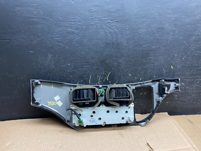 2005 to 2010 Honda Odyssey  Radio Climate Control Dash Trim Bezel Oem Y5302 DG3